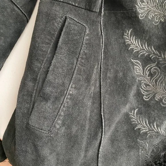 Express Black Leather Jacket Classic Style - Picture 9 of 16